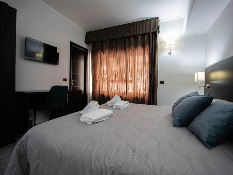 Hotel Seven Kings Relais Roma Exterior foto