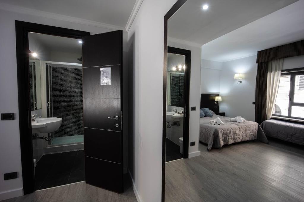 Hotel Seven Kings Relais Roma Exterior foto