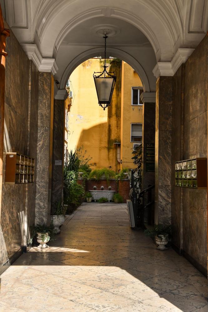 Hotel Seven Kings Relais Roma Exterior foto